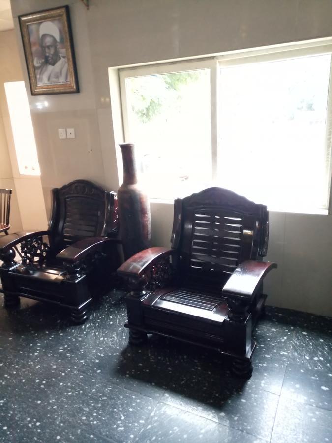 Crocodile Hotels And Restaurant Limited Kaduna Buitenkant foto