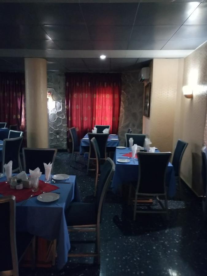 Crocodile Hotels And Restaurant Limited Kaduna Buitenkant foto